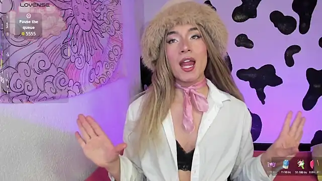 Snapshot of brihanna_cooper chatting on November 16, 2025, 4:17 am brihanna cooper online show from November 16, 2025, 4:17 am