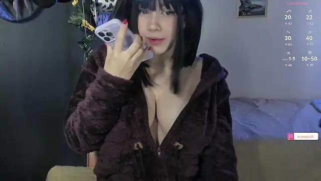 lucymagical1 online show from June 4, 2026, 2:00 pm
