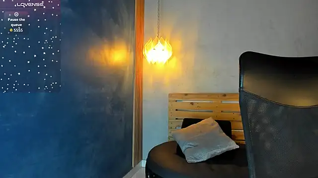 Daiisy kiss online show from January 18, 2026, 11:35 am