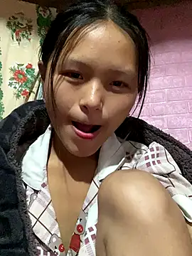 Snapshot of milo_bae chatting on November 26, 2025, 2:11 am milo bae online show from November 26, 2025, 2:11 am