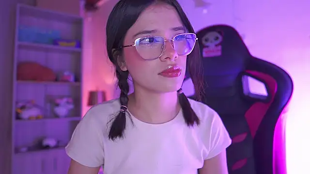 Snapshot of Lana_Dreams_ chatting on February 20, 2026, 3:14 am Lana Dreams online show from February 20, 2026, 3:14 am