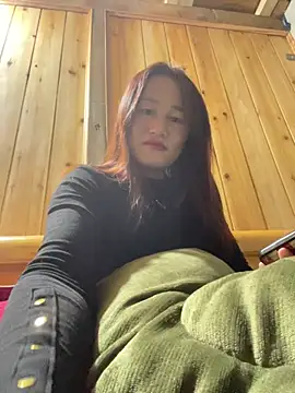 Snapshot of phungtiti chatting on February 8, 2026, 12:08 am phungtiti online show from February 8, 2026, 12:08 am