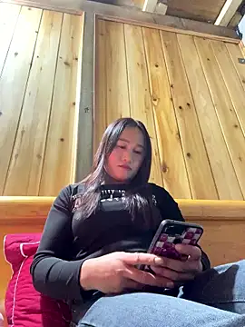 Snapshot of phungtiti chatting on January 19, 2026, 12:25 am phungtiti online show from January 19, 2026, 12:25 am