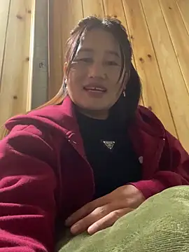 Snapshot of phungtiti chatting on February 4, 2026, 1:17 pm phungtiti online show from February 4, 2026, 1:17 pm