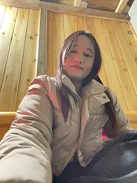 Snapshot of phungtiti chatting on February 2, 2026, 12:42 am phungtiti online show from February 2, 2026, 12:42 am