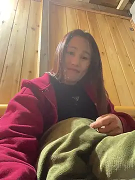 Snapshot of phungtiti chatting on February 8, 2026, 12:47 pm phungtiti online show from February 8, 2026, 12:47 pm