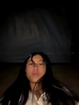 EmLy02 online show from December 14, 2025, 12:06 am