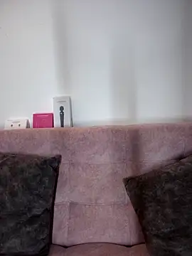 VioletaLorette online show from September 25, 2025, 2:50 am