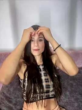 VioletaLorette online show from September 18, 2025, 2:47 am