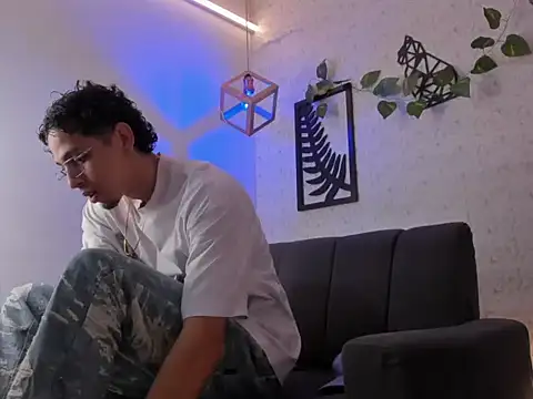 nicolai drake online show from October 18, 2025, 3:30 am