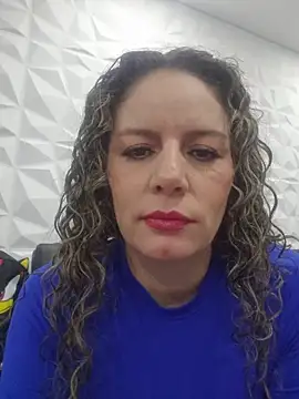 Snapshot of Nina_vallon chatting on June 5, 2026, 10:43 am Nina vallon online show from June 5, 2026, 10:43 am