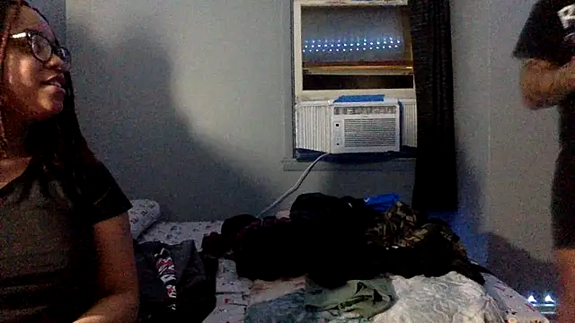 Kingstrokezxx online show from February 12, 2026, 1:38 am