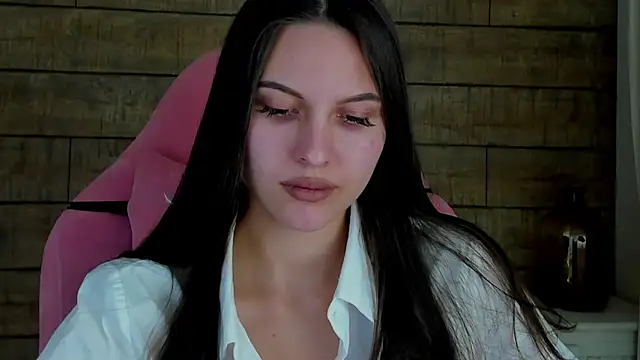 AlisaVersailles online show from November 6, 2025, 4:22 pm