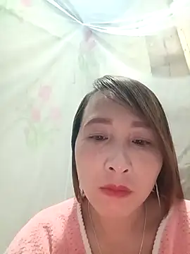 Missa kute20 online show from September 18, 2025, 8:34 pm
