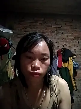   Ngoc20   online show from September 27, 2025, 5:57 am