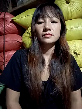 Mini3333 online show from September 27, 2025, 9:43 pm