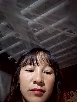 Mini3333 online show from October 16, 2025, 4:37 pm