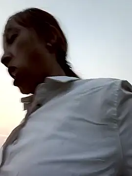 Mini3333 online show from April 5, 2026, 11:06 am