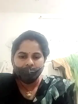 JULEE-740 online show from November 1, 2025, 9:47 am