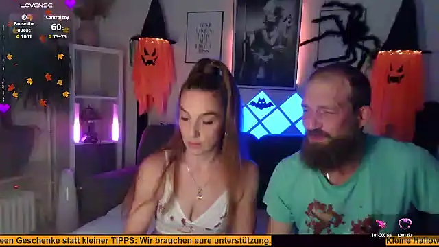 XBellaXundXUweX online show from October 22, 2025, 7:02 pm