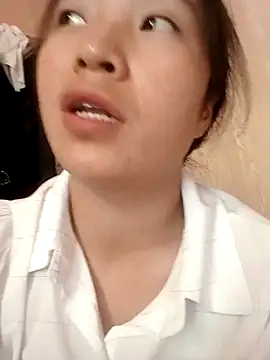 baybytay123 online show from September 14, 2025, 5:41 am