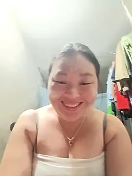 phunphun online show from October 3, 2025, 1:56 pm