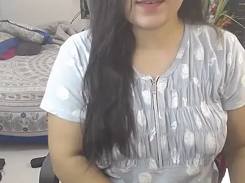 Snapshot of Ridiha_Pari chatting on July 13, 2026, 6:40 pm Ridiha Pari online show from July 13, 2026, 6:40 pm