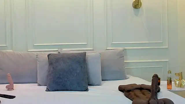 Snapshot of gabysanta_ chatting on May 8, 2026, 1:48 pm gabysanta online show from May 8, 2026, 1:48 pm