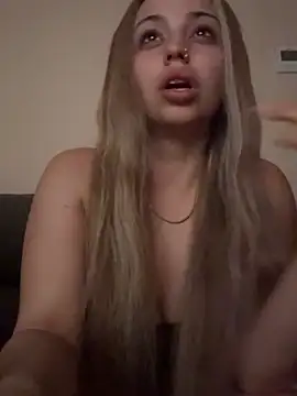 NoeliaGarcia17 online show from June 20, 2026, 8:25 pm