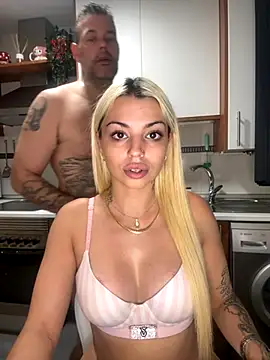 NoeliaGarcia17 online show from September 17, 2025, 9:17 pm