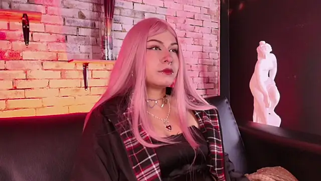 Snapshot of kitty_malach chatting on February 15, 2026, 3:40 am kitty malach online show from February 15, 2026, 3:40 am