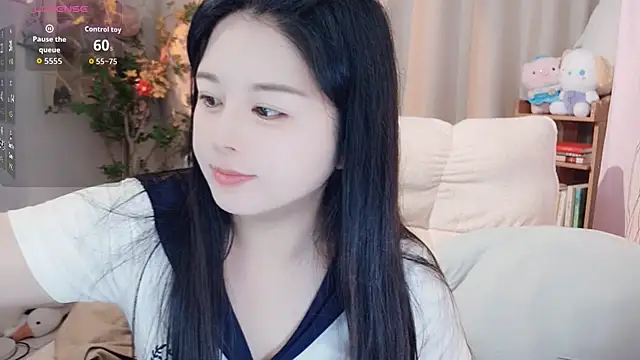 SweetTease2025 online show from October 5, 2025, 2:41 pm