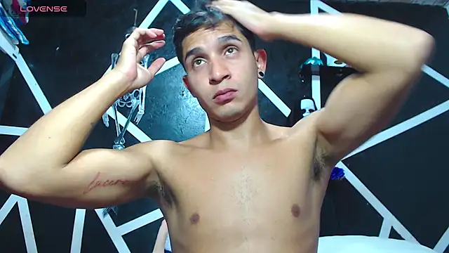 Snapshot of Angel_latinboy chatting on October 20, 2025, 11:27 pm Angel latinboy online show from October 20, 2025, 11:27 pm