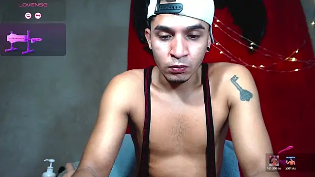 Angel latinboy online show from May 25, 2026, 1:32 pm