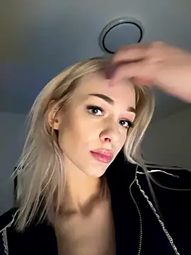 DaryaDoll online show from January 10, 2026, 7:09 pm