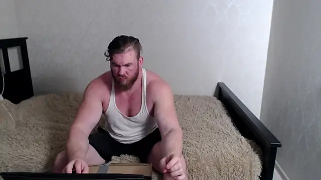 ThorHemsworthRU online show from April 18, 2026, 3:36 pm