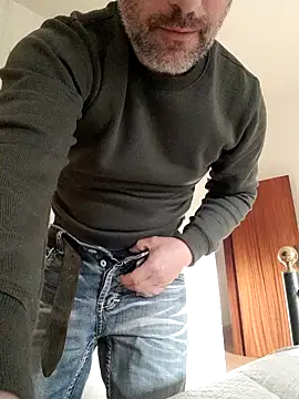 Peolin online show from November 30, 2025, 2:29 pm