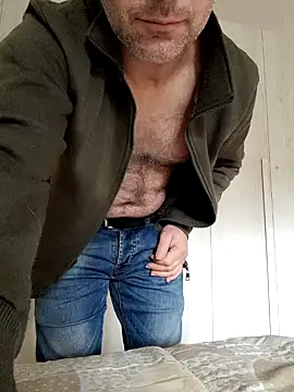 Peolin online show from November 18, 2025, 12:19 pm