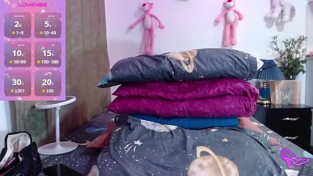 Snapshot of AllysonStonne chatting on February 22, 2026, 2:36 am AllysonStonne online show from February 22, 2026, 2:36 am