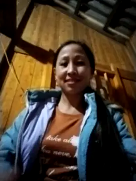 cute love00 online show from November 4, 2025, 1:09 am