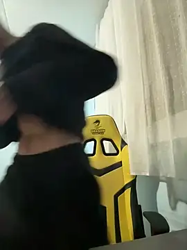 Snapshot of DeepShuk56 chatting on December 15, 2025, 3:29 pm DeepShuk56 online show from December 15, 2025, 3:29 pm