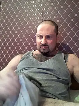 Snapshot of _NEREZA_ chatting on April 18, 2026, 7:18 pm NEREZA online show from April 18, 2026, 7:18 pm