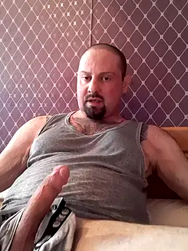  NEREZA  online show from July 13, 2026, 4:17 pm