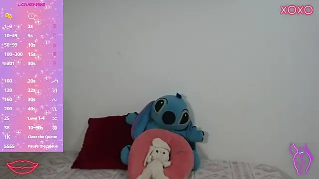 Allison 19   online show from October 7, 2025, 8:04 am