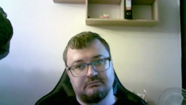 SirAbuser online show from December 4, 2025, 8:24 am