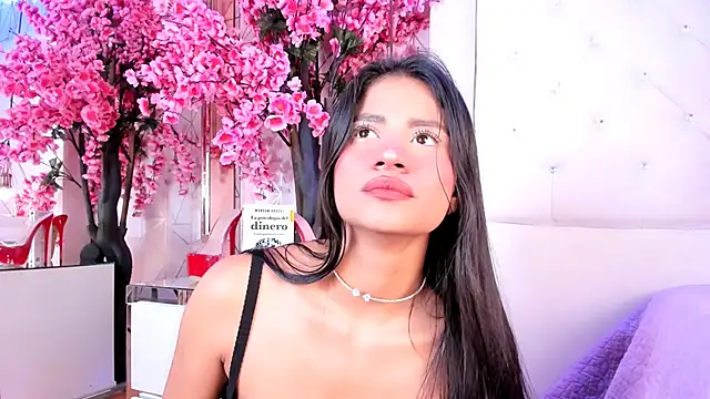 AngeliqueRouse online show from November 14, 2025, 4:49 am