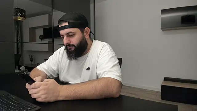 DravenPeak online show from December 21, 2025, 7:26 pm