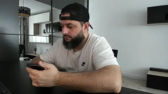 Snapshot of DravenPeak chatting on November 14, 2025, 6:50 am DravenPeak online show from November 14, 2025, 6:50 am