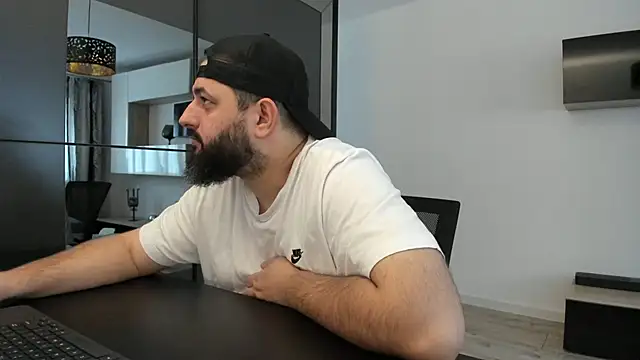 Snapshot of DravenPeak chatting on October 6, 2025, 11:22 am DravenPeak online show from October 6, 2025, 11:22 am