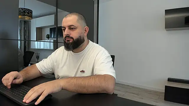 Snapshot of DravenPeak chatting on October 18, 2025, 11:12 am DravenPeak online show from October 18, 2025, 11:12 am